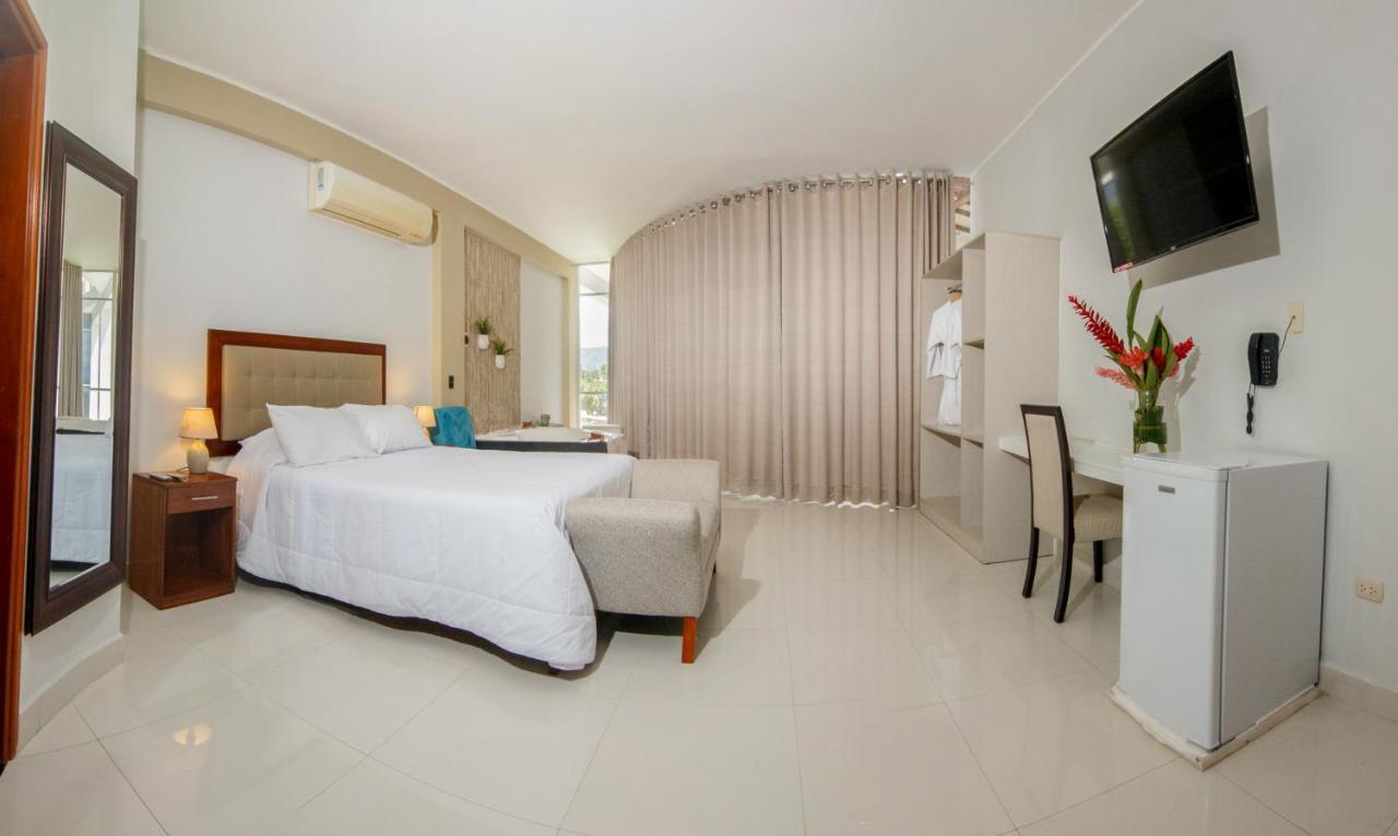 Vuelo 78 Hotel Тарапото Екстер'єр фото