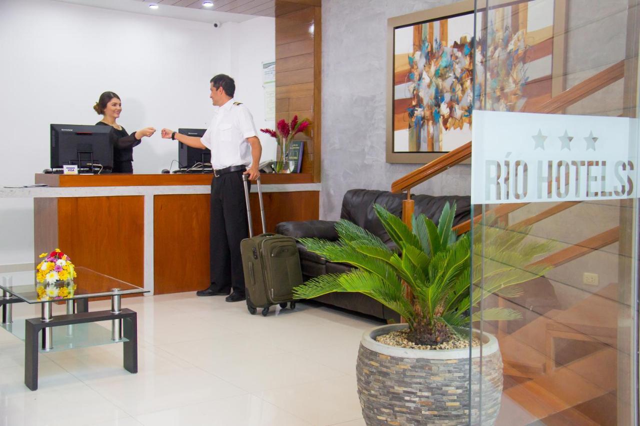 Vuelo 78 Hotel Тарапото Екстер'єр фото
