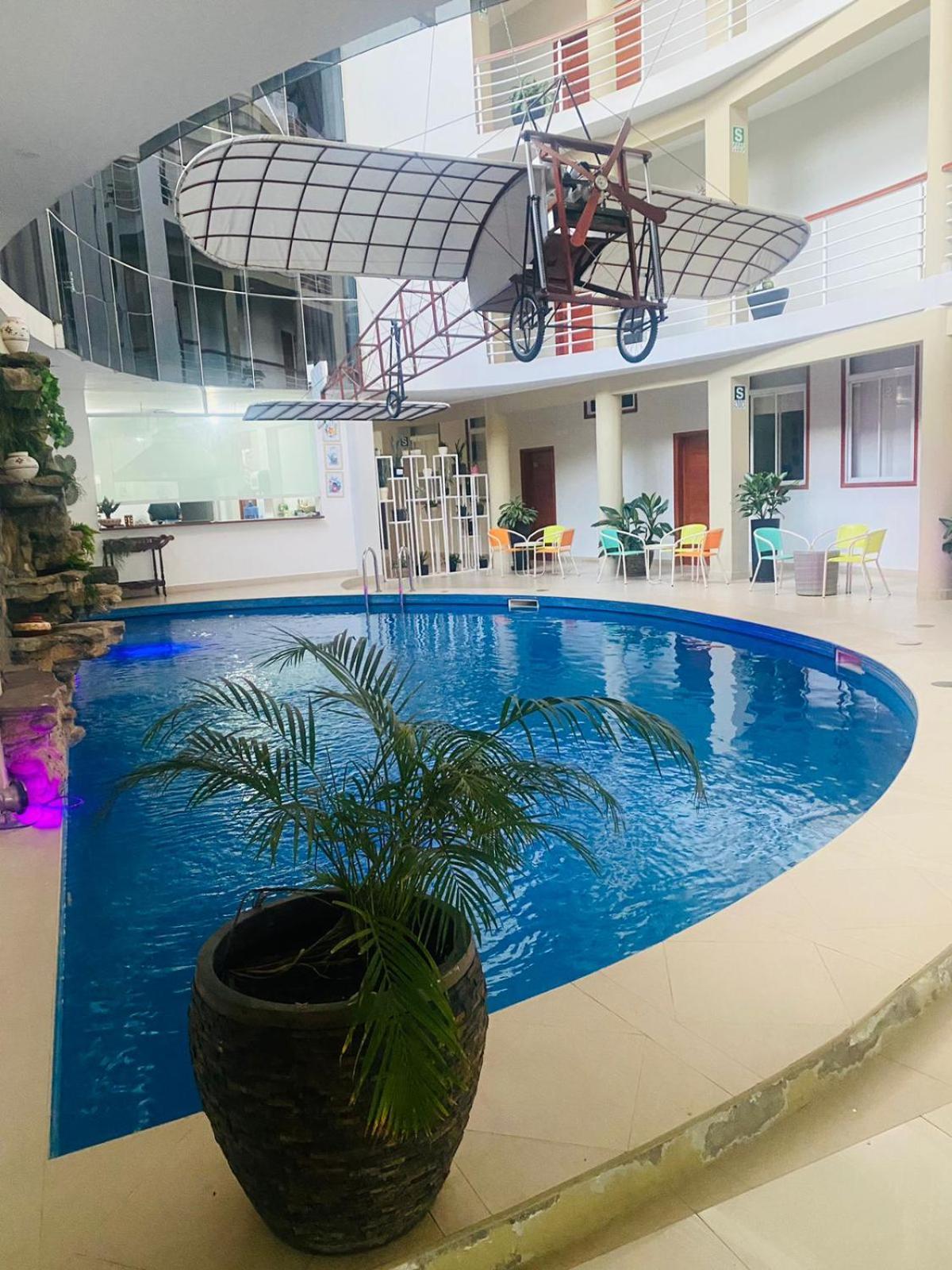 Vuelo 78 Hotel Тарапото Екстер'єр фото